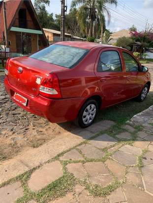TOYOTA-ETIOS-1.5 X SEDAN 16V FLEX 4P MANUAL TOYOTA-ETIOS-2013