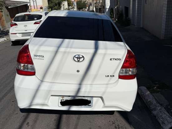 TOYOTA-ETIOS-1.5 XS SEDAN 16V FLEX 4P MANUAL TOYOTA-ETIOS-2017