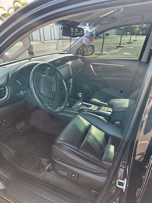 TOYOTA-HILUX SW4-2021