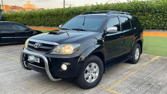 TOYOTA-HILUX SW4-3.0 SRV 4X4 16V TURBO INTERCOOLER DIESEL 4P AUTOMÁTICO TOYOTA-HILUX SW4-2007