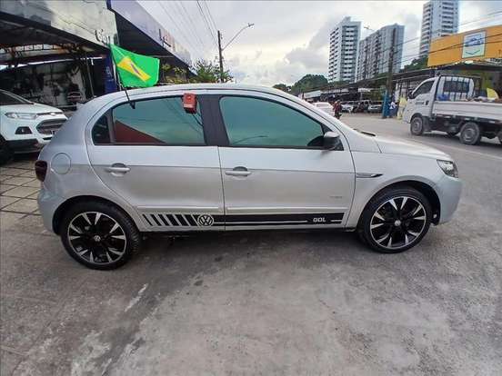 VOLKSWAGEN-GOL-2011