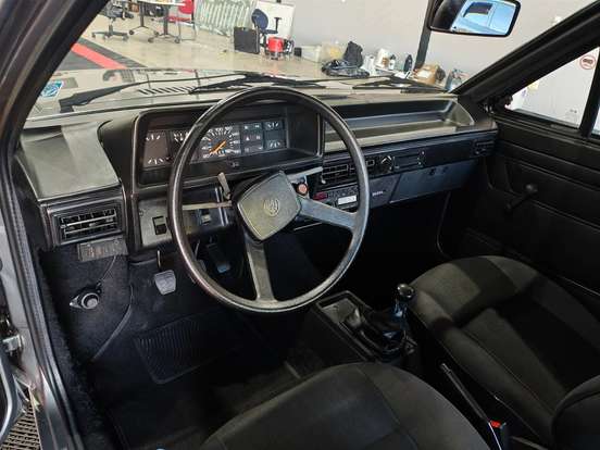 VOLKSWAGEN-GOL-1986