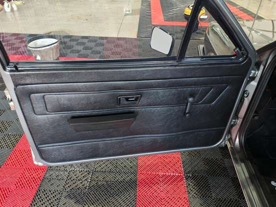 VOLKSWAGEN-GOL-1986