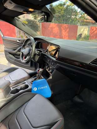VOLKSWAGEN-JETTA-2024