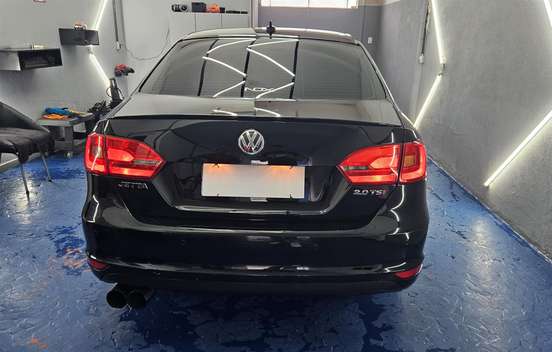 VOLKSWAGEN-JETTA-2.0 TSI HIGHLINE 200CV GASOLINA 4P TIPTRONIC VOLKSWAGEN-JETTA-2012