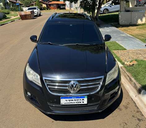 VOLKSWAGEN-TIGUAN-2011