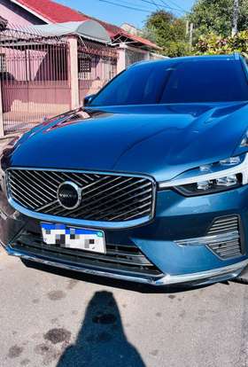 VOLVO-XC60-2025