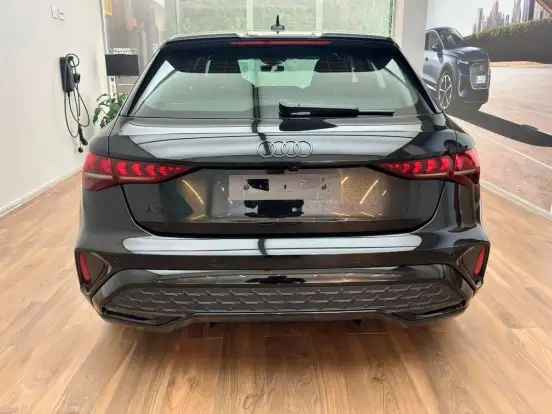 AUDI-A3-2.0 40 TFSI GASOLINA SPORTBACK PERFORMANCE BLACK S-TRONIC AUDI-A3-2025