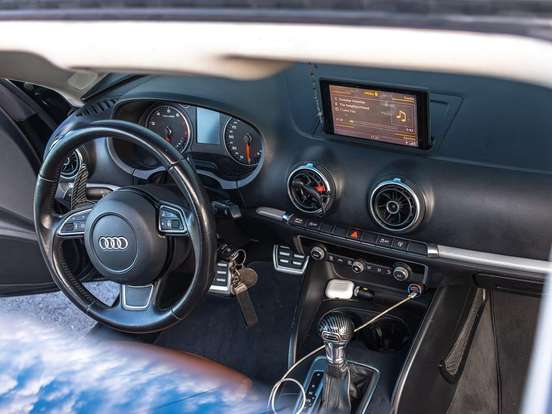 AUDI-A3-2013