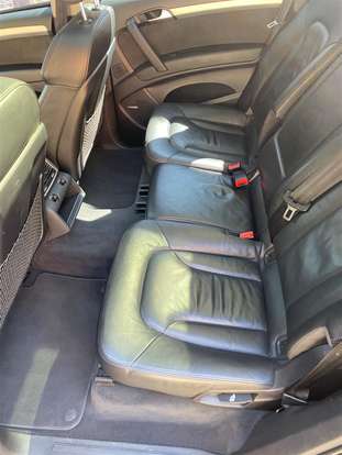 AUDI-Q7-2012