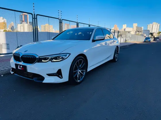 BMW 320i 2.0 16V TURBO GASOLINA SPORT AUTOMÁTICO