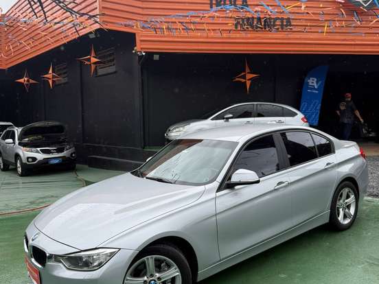 BMW-320i-2.0 SPORT GP 16V TURBO ACTIVE FLEX 4P AUTOMÁTICO BMW-320i-2012