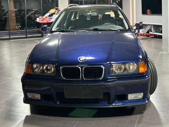 BMW-323i-2.5 TOURING 24V GASOLINA 4P MANUAL BMW-323i-1997