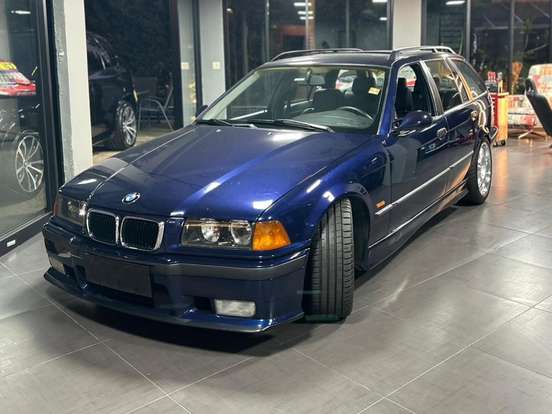 BMW-323i-2.5 TOURING 24V GASOLINA 4P MANUAL BMW-323i-1997