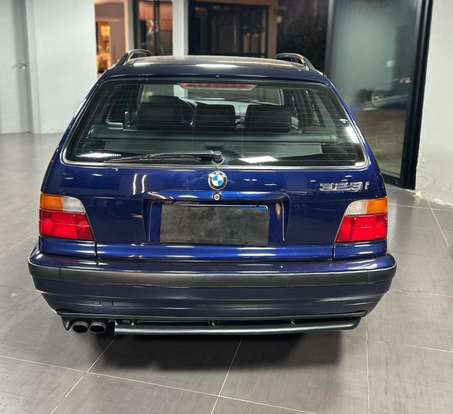 BMW-323i-1997