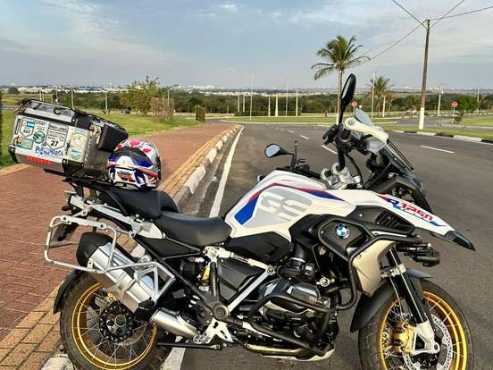 BMW-R 1250 GS PREMIUM BMW-R 1250 GS PREMIUM-2021