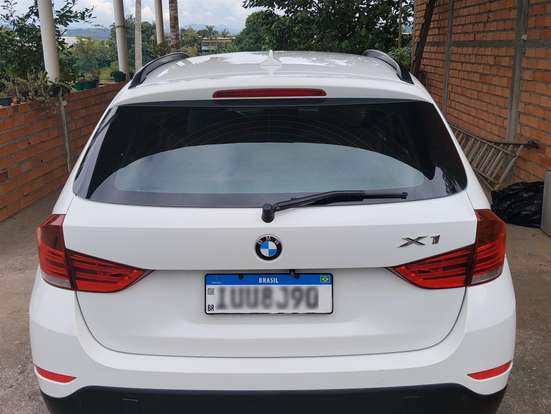 BMW-X1-2013