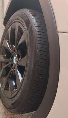 BMW-X1-2013