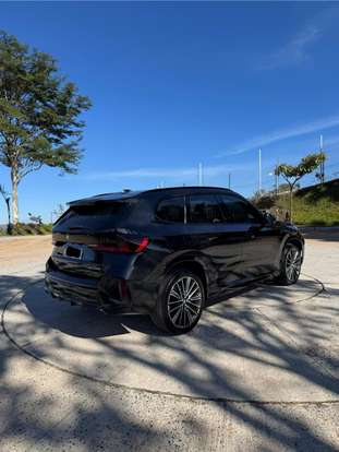 BMW-X1-2024