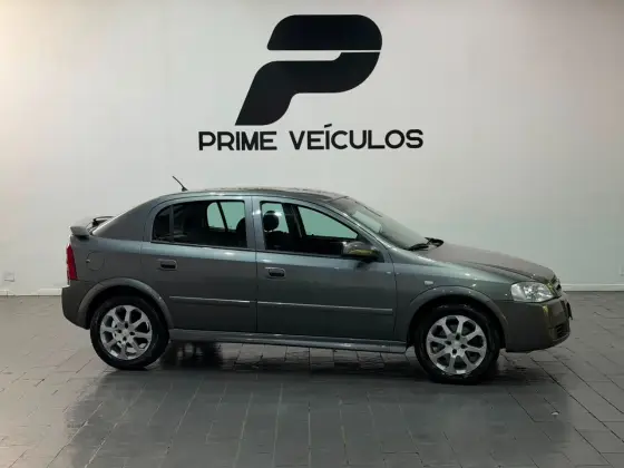 CHEVROLET ASTRA 2.0 MPFI ADVANTAGE 8V FLEX 4P MANUAL CHEVROLET ASTRA 2.0 MPFI ADVANTAGE 8V FLEX 4P MANUAL
