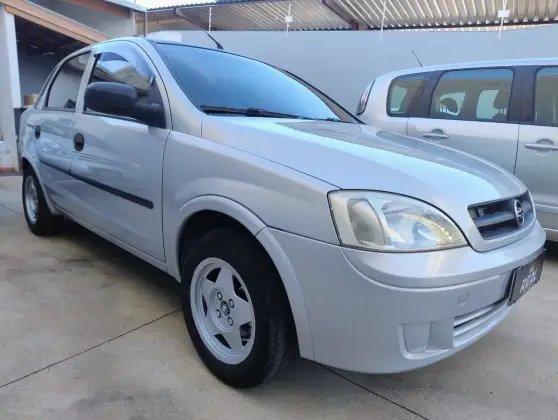 CHEVROLET CORSA 1.0 MPFI CLASSIC SEDAN 8V GASOLINA 4P MANUAL CHEVROLET CORSA 1.0 MPFI CLASSIC SEDAN 8V GASOLINA 4P MANUAL