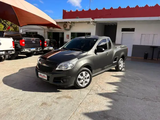 CHEVROLET MONTANA 1.4 MPFI LS CS 8V FLEX 2P MANUAL CHEVROLET MONTANA 1.4 MPFI LS CS 8V FLEX 2P MANUAL
