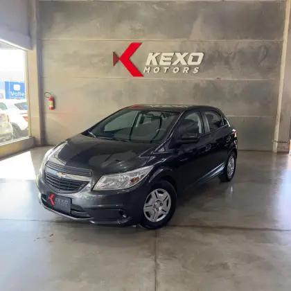 CHEVROLET ONIX 1.0 MPFI JOY 8V FLEX 4P MANUAL CHEVROLET ONIX 1.0 MPFI JOY 8V FLEX 4P MANUAL