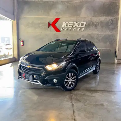 CHEVROLET ONIX 1.4 MPFI ACTIV 8V FLEX 4P AUTOMÁTICO