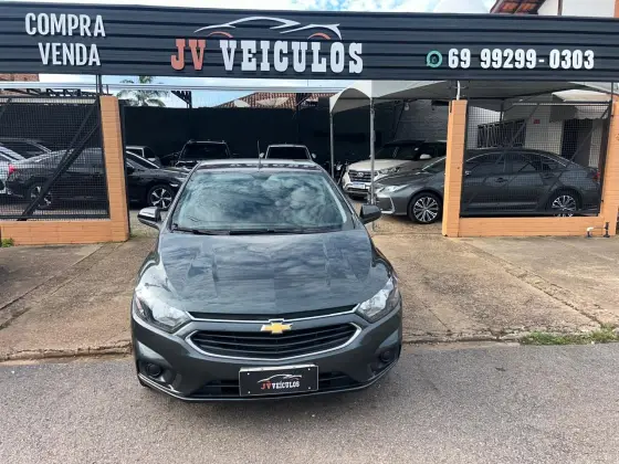 CHEVROLET ONIX 1.4 MPFI LT 8V FLEX 4P MANUAL CHEVROLET ONIX 1.4 MPFI LT 8V FLEX 4P MANUAL