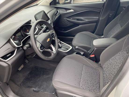 CHEVROLET-ONIX-2020