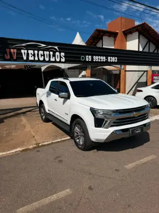 CHEVROLET S10 2.8 16V TURBO DIESEL HIGH COUNTRY CD 4X4 AUTOMÁTICO