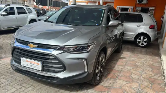 CHEVROLET-TRACKER-2023
