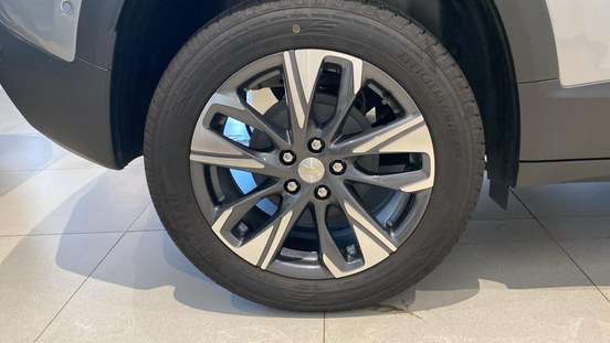 CHEVROLET-TRACKER-2024