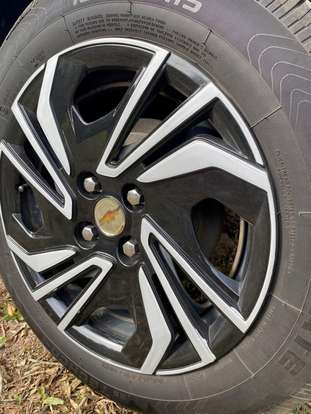 CHEVROLET-ONIX-2023