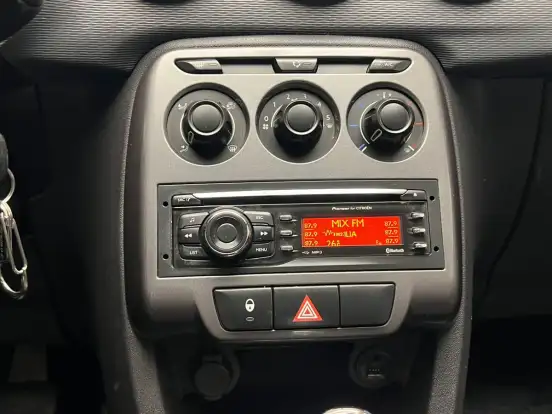 CITROËN-C3-1.6 TENDANCE 16V FLEX 4P AUTOMÁTICO CITROËN-C3-2015