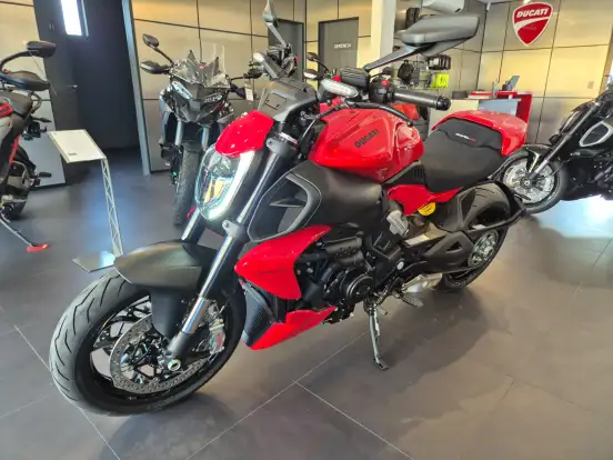 DUCATI-DIAVEL V4 DUCATI-DIAVEL V4-2025