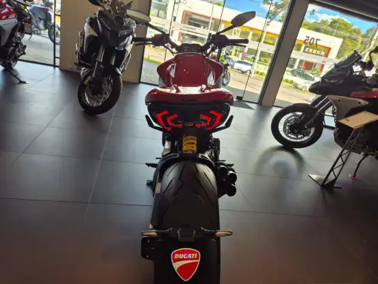 DUCATI-DIAVEL V4 DUCATI-DIAVEL V4-2025