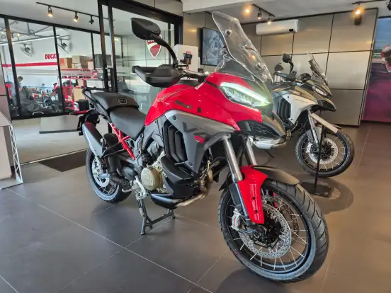 DUCATI-MULTISTRADA 1200 V4 S-2025