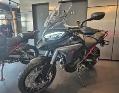 DUCATI MULTISTRADA 1200 V4 S DUCATI MULTISTRADA 1200 V4 S