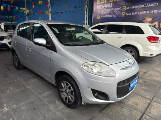 FIAT PALIO 1.4 MPI ATTRACTIVE 8V FLEX 4P MANUAL FIAT PALIO 1.4 MPI ATTRACTIVE 8V FLEX 4P MANUAL