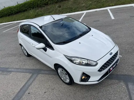 FORD FIESTA 1.6 TI-VCT FLEX SE MANUAL FORD FIESTA 1.6 TI-VCT FLEX SE MANUAL
