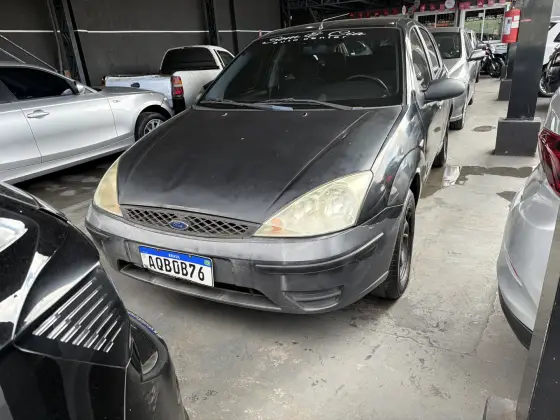 FORD FOCUS 1.6 GL 8V FLEX 4P MANUAL FORD FOCUS 1.6 GL 8V FLEX 4P MANUAL