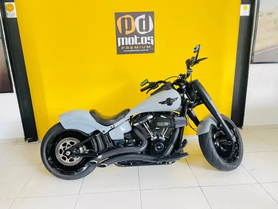 HARLEY-DAVIDSON SOFTAIL FAT BOY 114 