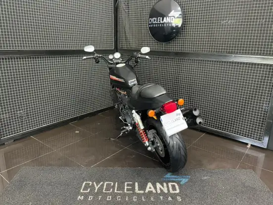 HARLEY-DAVIDSON-SPORTSTER XR 1200X-2010