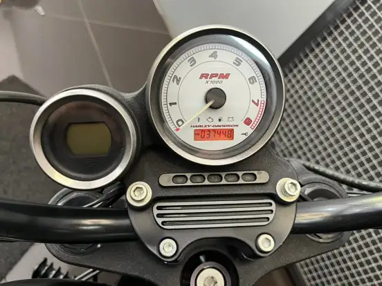 HARLEY-DAVIDSON-SPORTSTER XR 1200X-2010