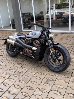 HARLEY-DAVIDSON SPORTSTER S 