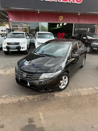 HONDA CITY 1.5 LX 16V FLEX 4P MANUAL HONDA CITY 1.5 LX 16V FLEX 4P MANUAL