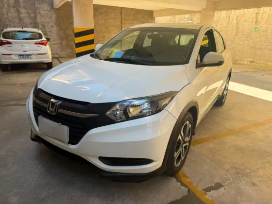HONDA HR-V 1.8 16V FLEX LX 4P AUTOMÁTICO HONDA HR-V 1.8 16V FLEX LX 4P AUTOMÁTICO