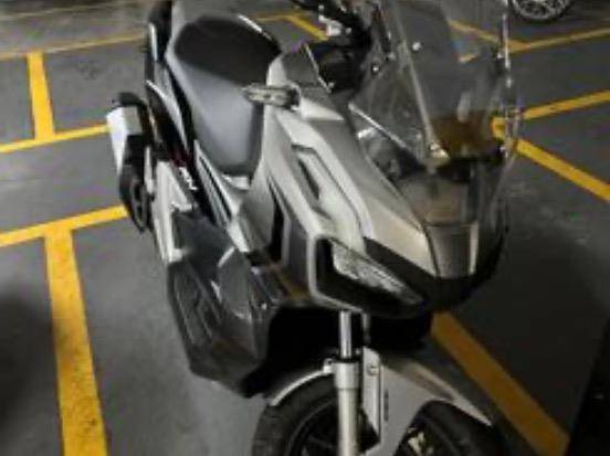 HONDA ADV 