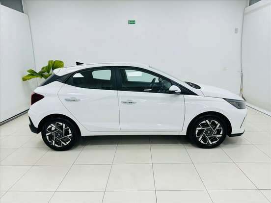 HYUNDAI-HB20-2026